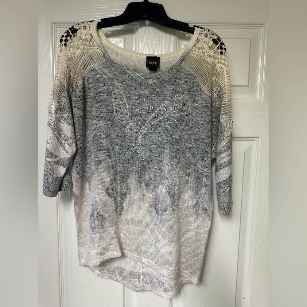 Women's Gray Sweater